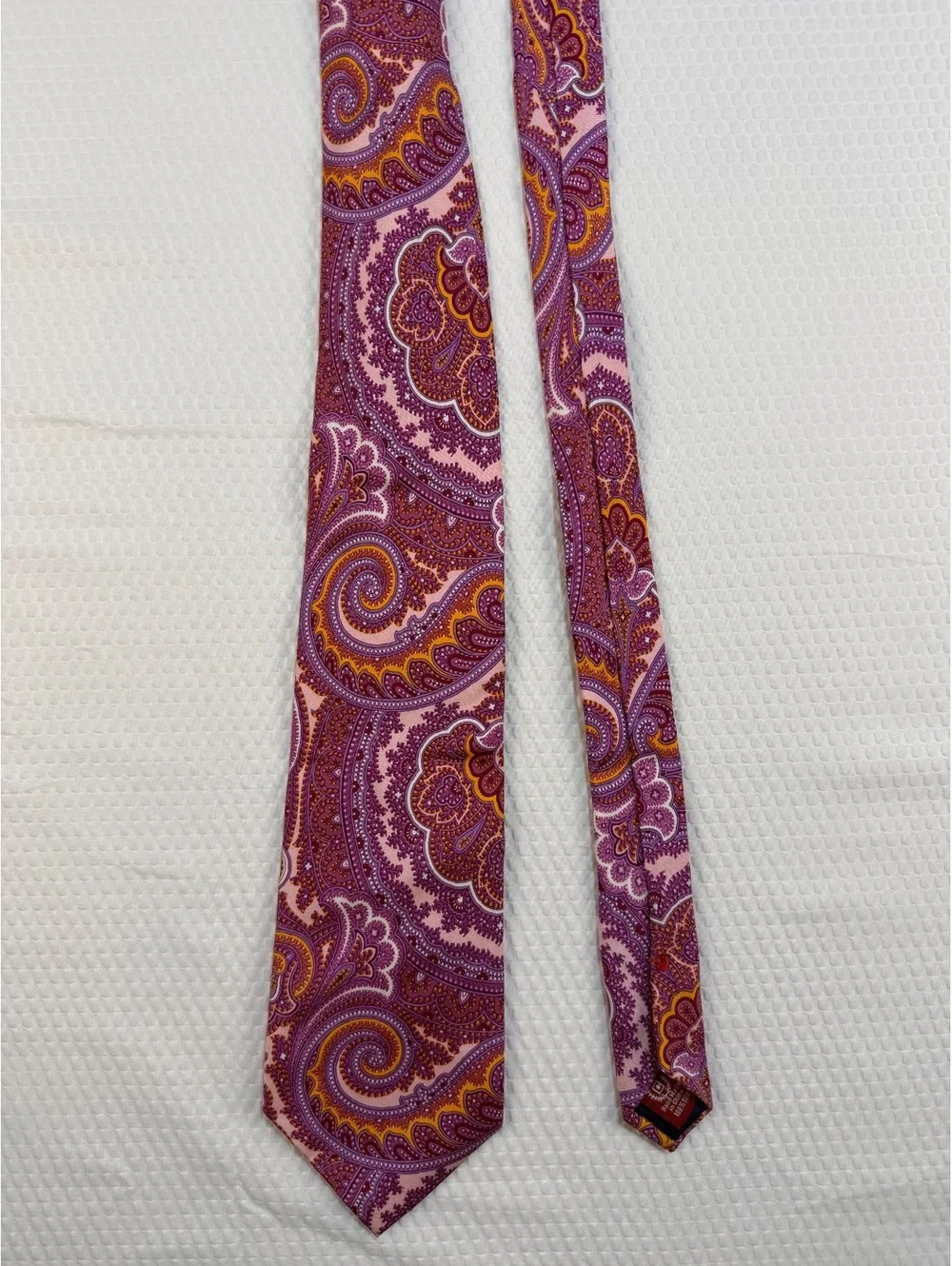 Chaps Men’s 100% Silk Necktie Purple Pink Orange Paisley Hand Made Tie
